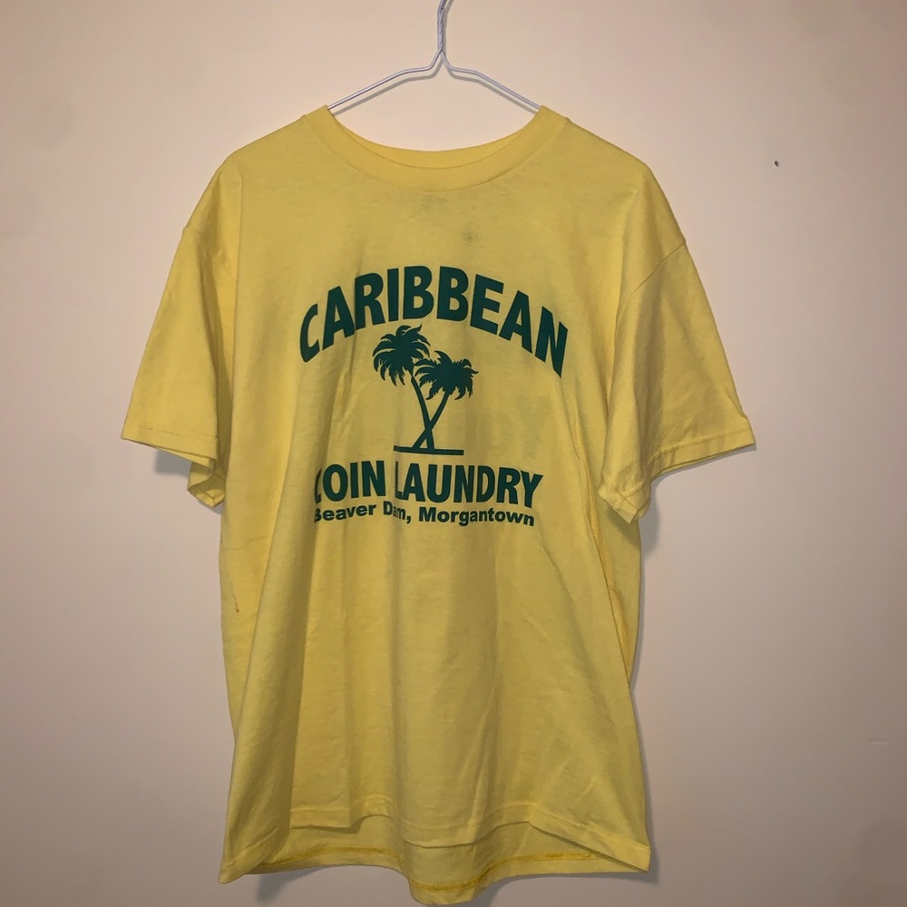 Fruit of the Loom “Caribbean coin laundry” yellow t-shirt